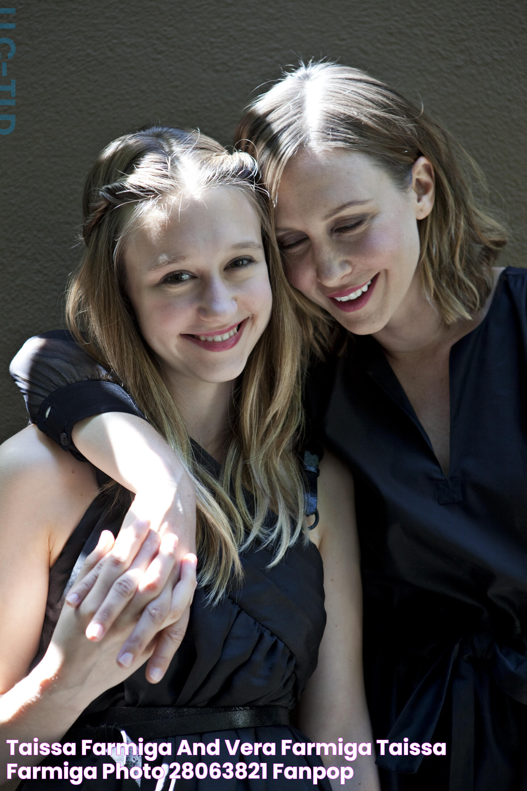 Taissa Farmiga and Vera Farmiga Taissa Farmiga Photo (28063821) Fanpop