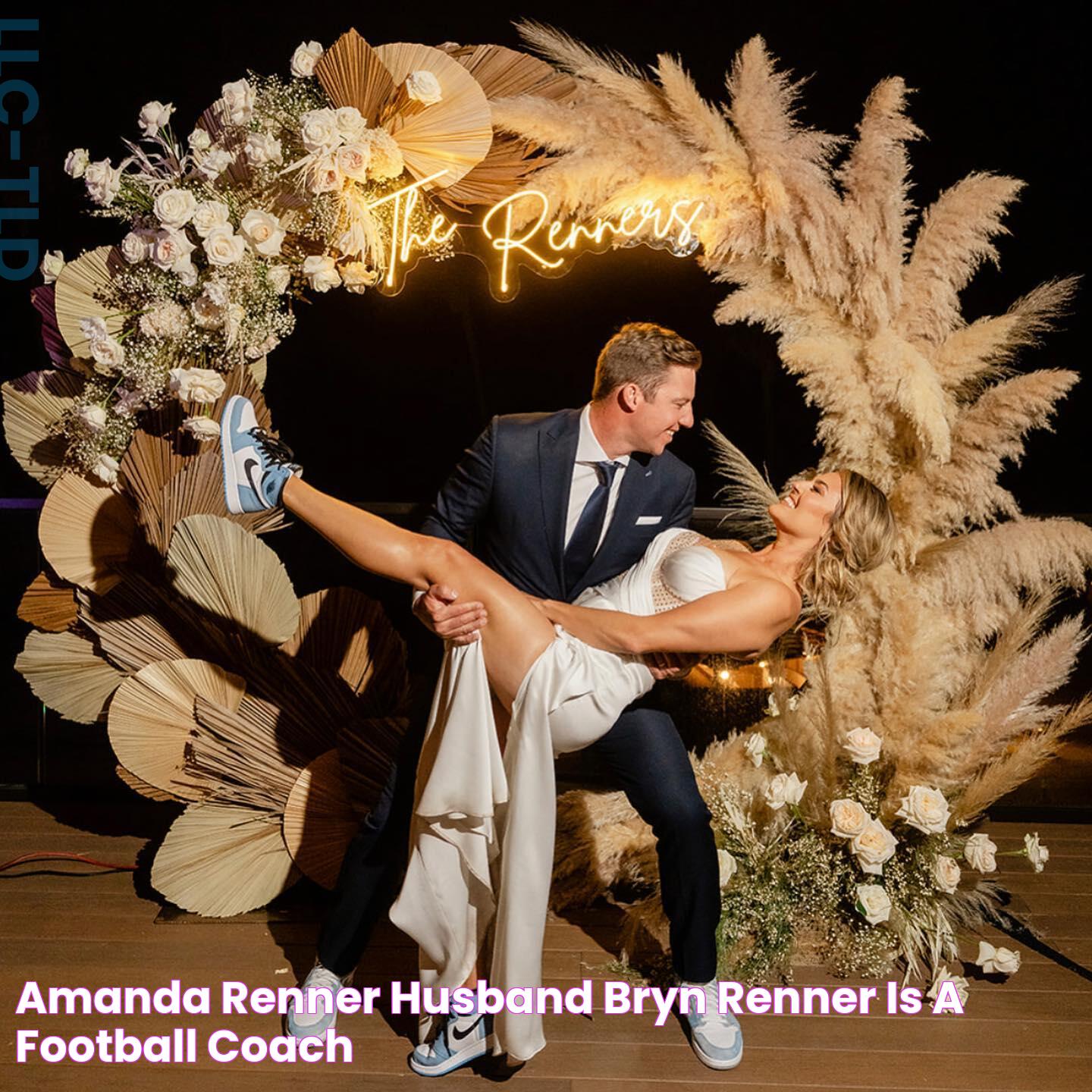 Amanda Renner Husband Bryn Renner Is A Football Coach