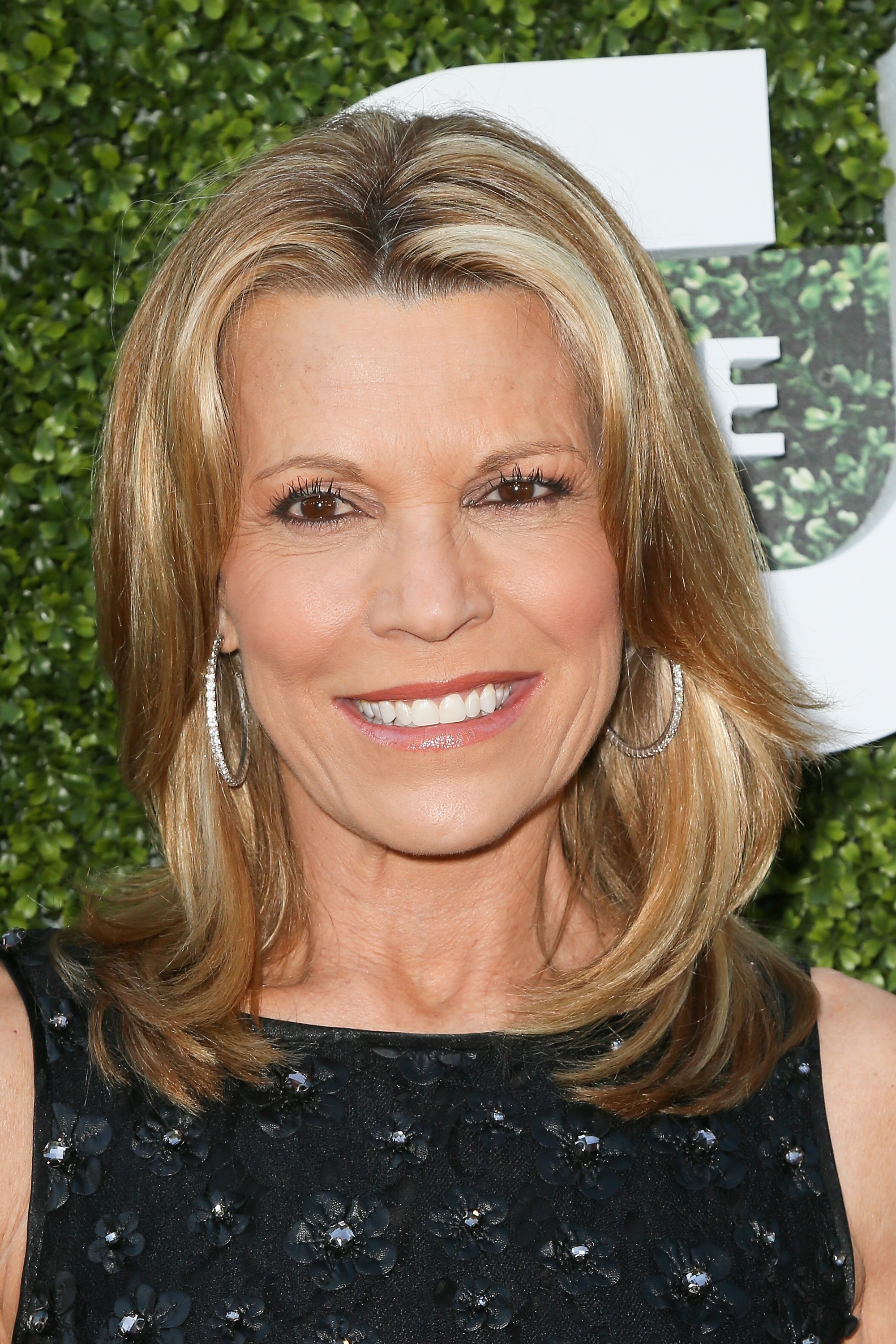 Vanna White on Turning 60 — "Age Is Just a Number"