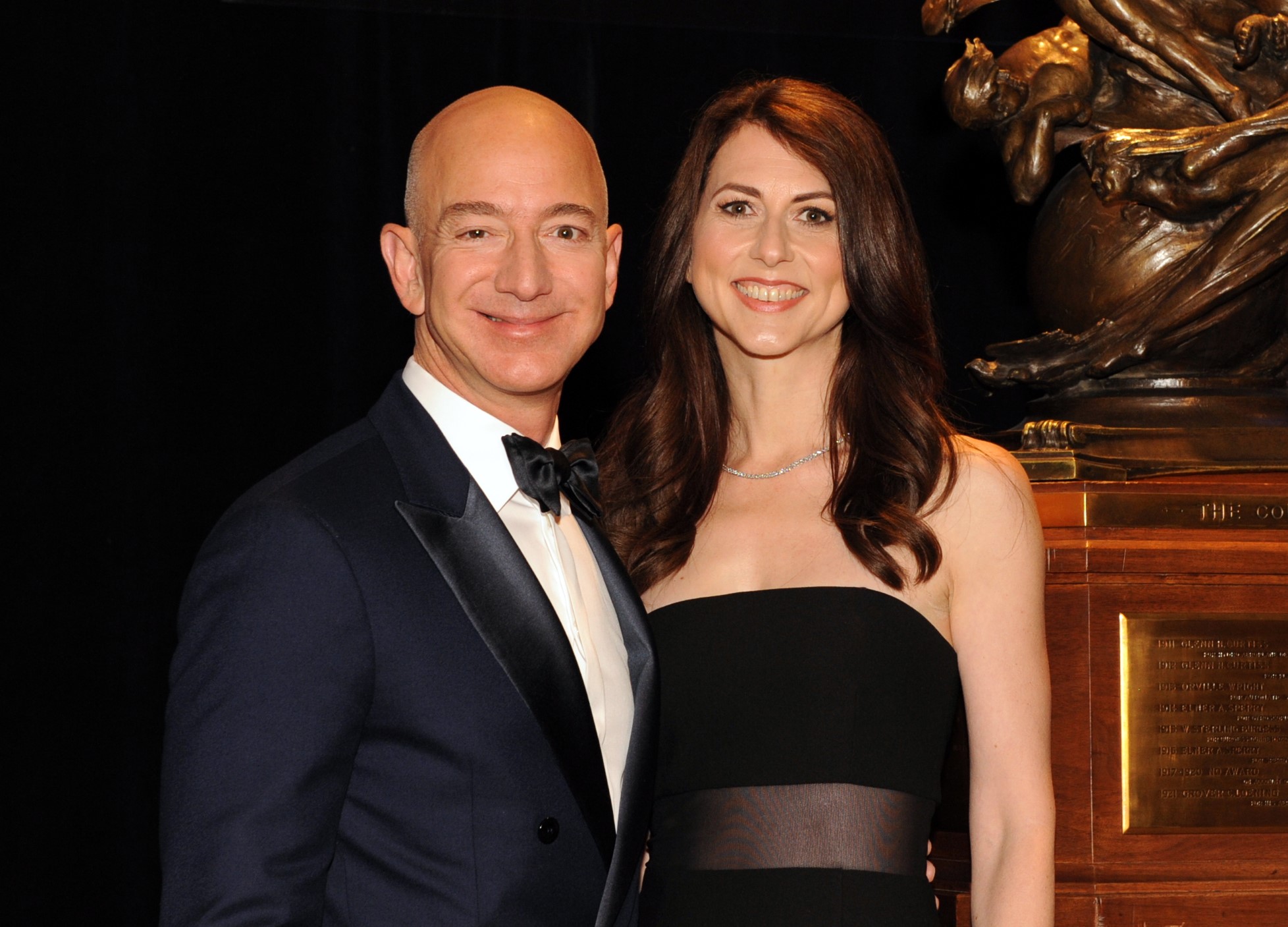 Jeff Bezos Wife Net Worth 2025 Mufi Tabina