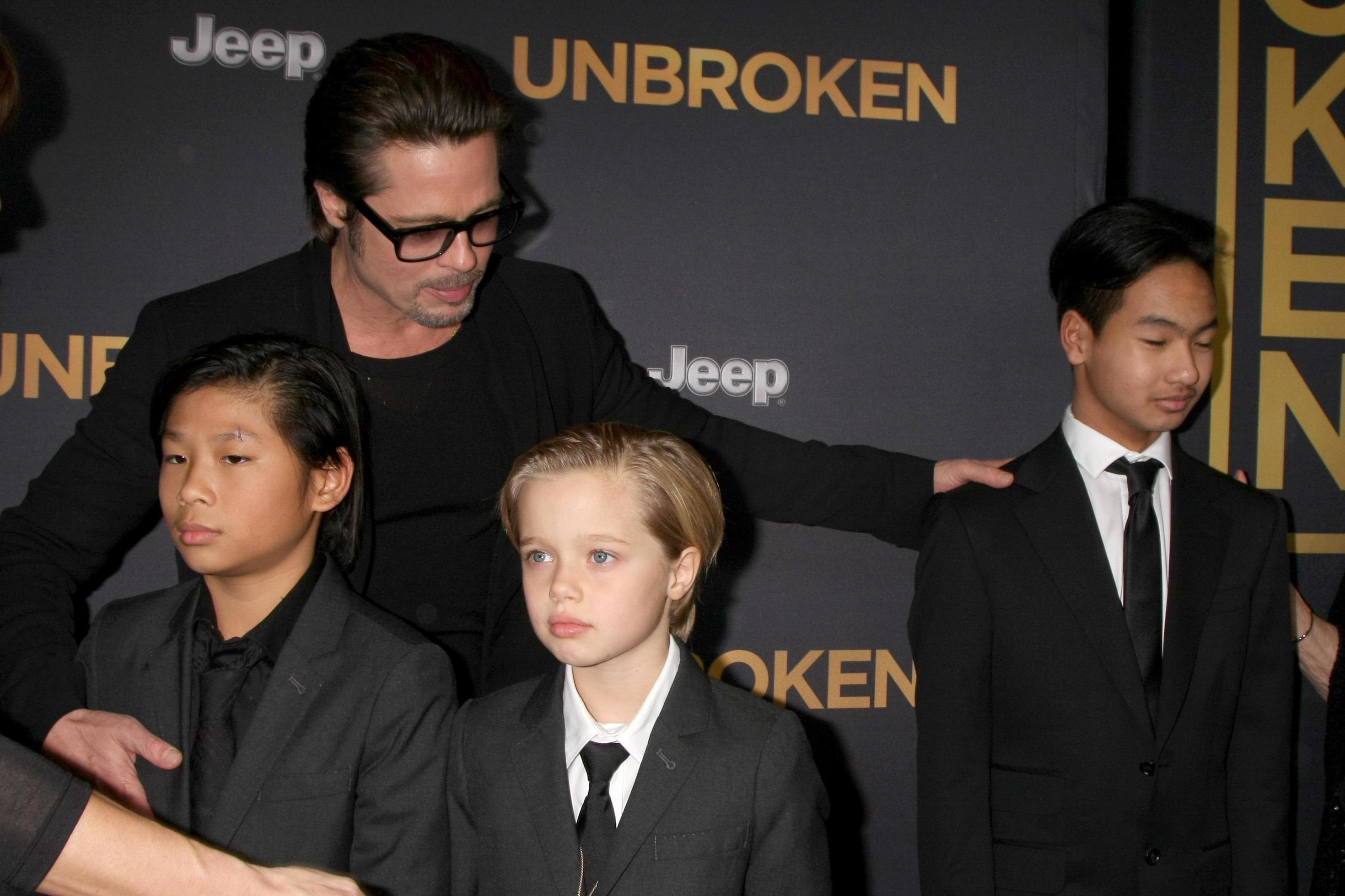 LOS ANGELES, DEC 15 Brad Pitt, Pax Thien JoliePitt, Shiloh Nouvel