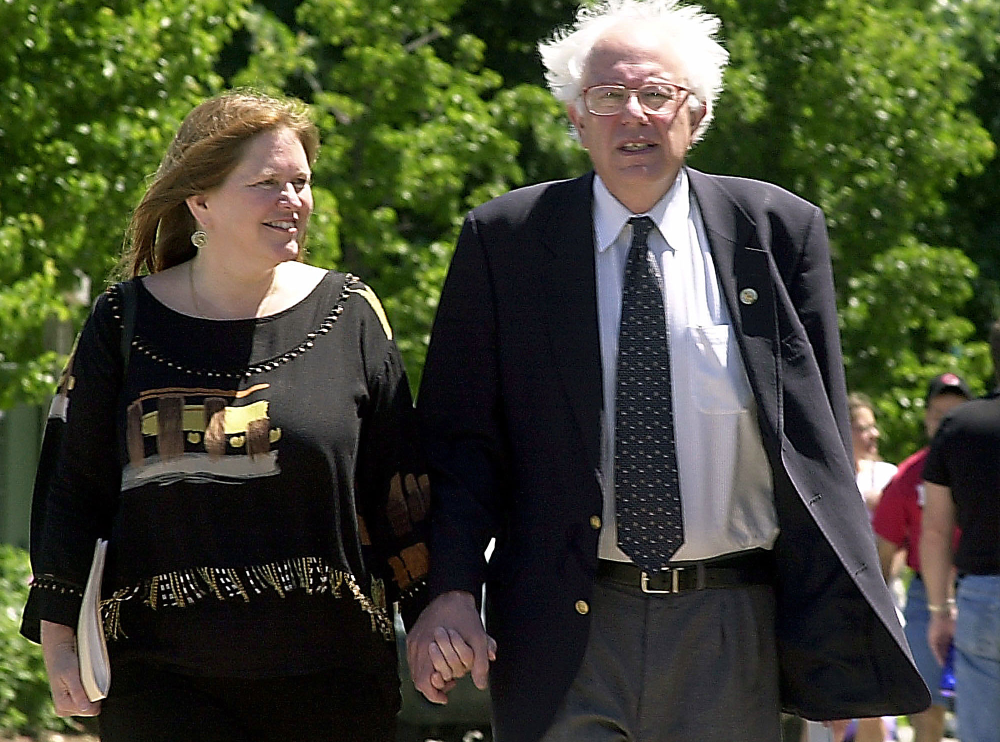 How Much Is Bernie Sanders Wife Worth 2024 Sara Wilone