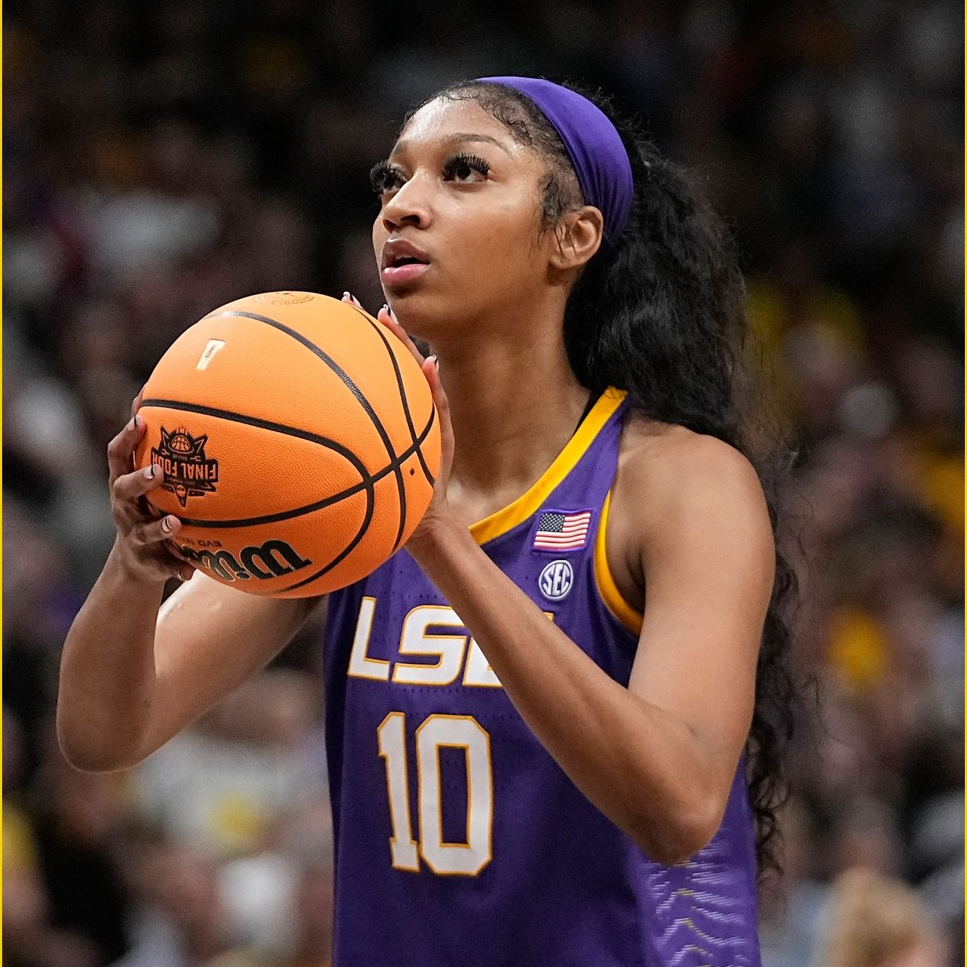 Angel Reese Net Worth 2023 Unraveling American Basketball