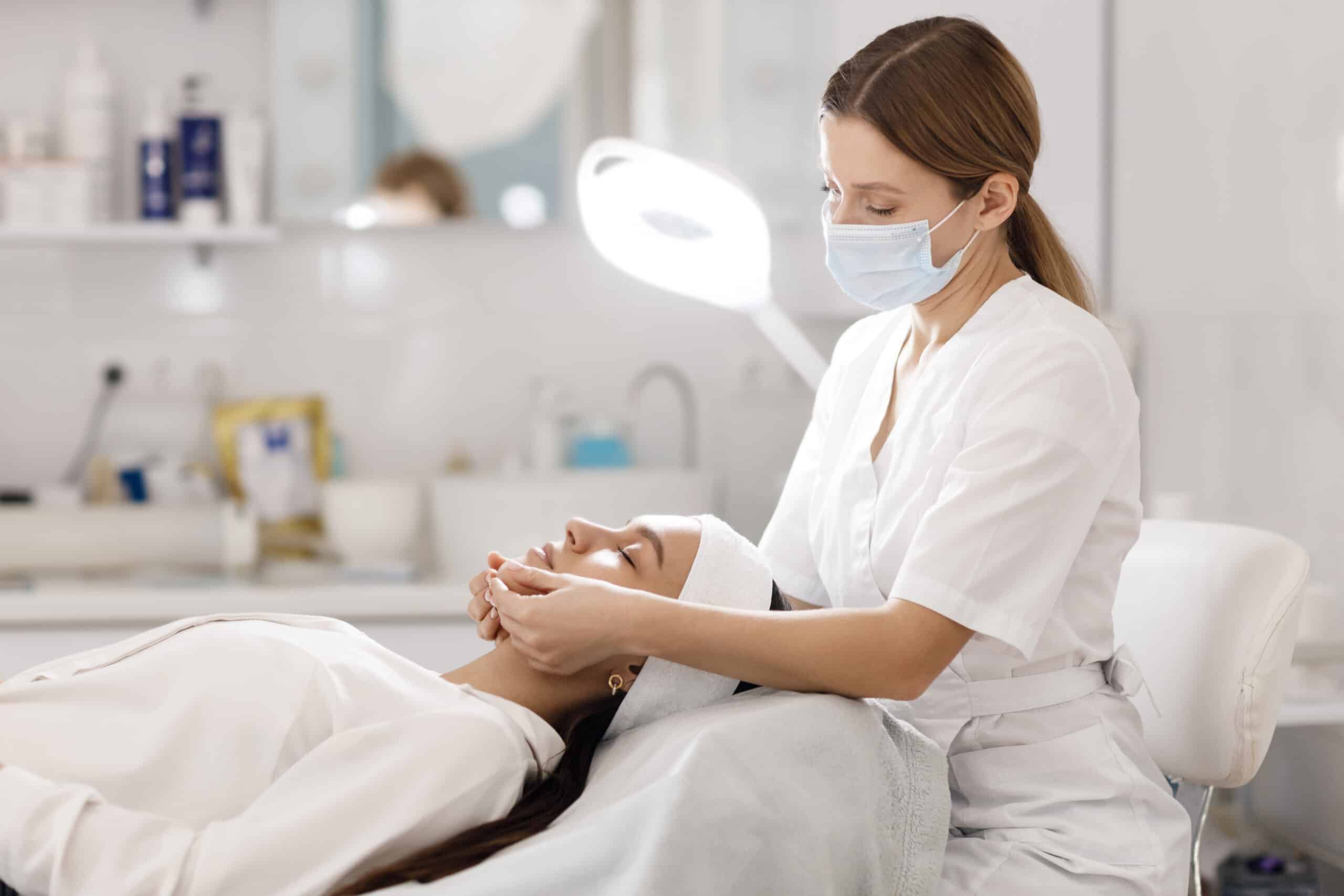 Exploring the Glamorous World of Celebrity Beauty Treatments Lumina