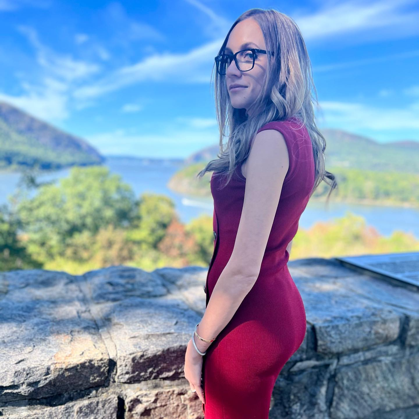 42 best Kat Timpf images on Pholder Hot Reporters, Womenoftheright