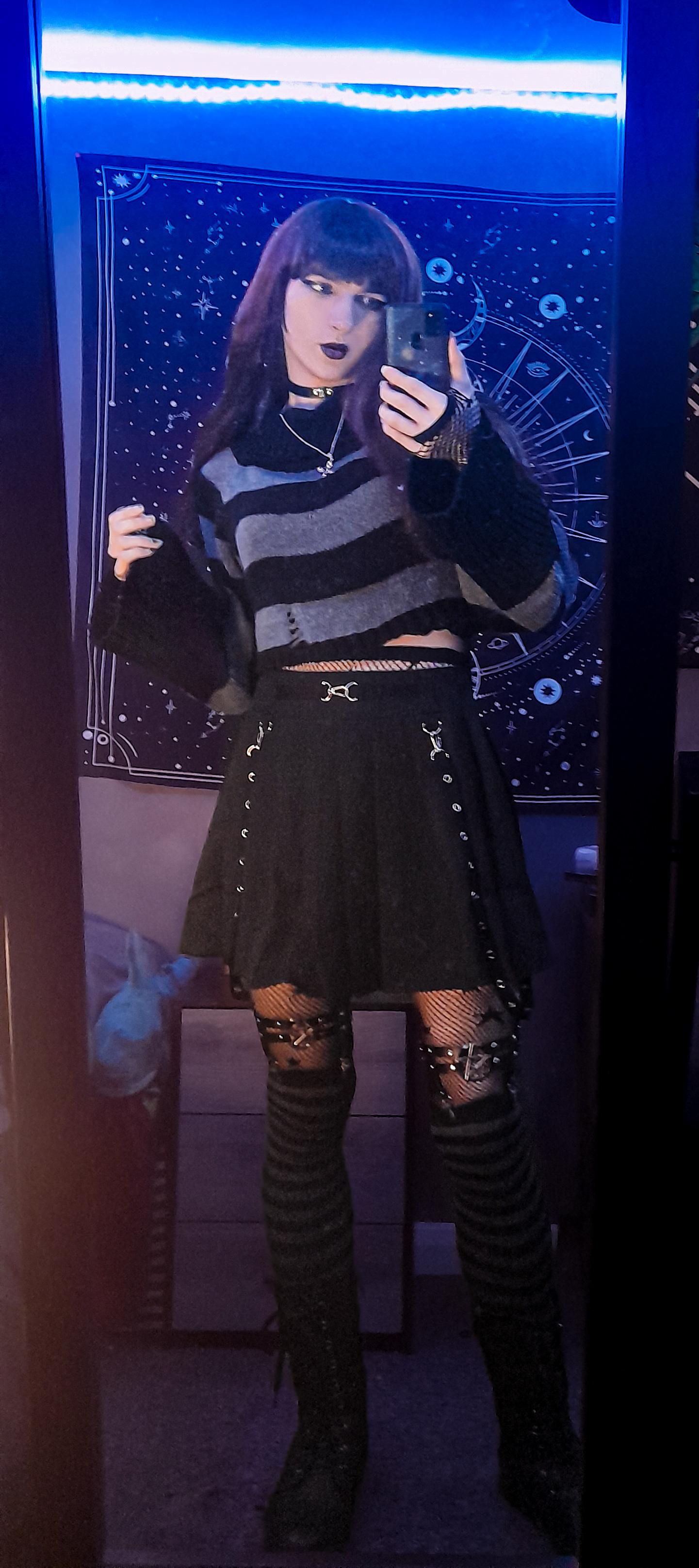 Any love for a Goth femboy? 🦇 r/femboy