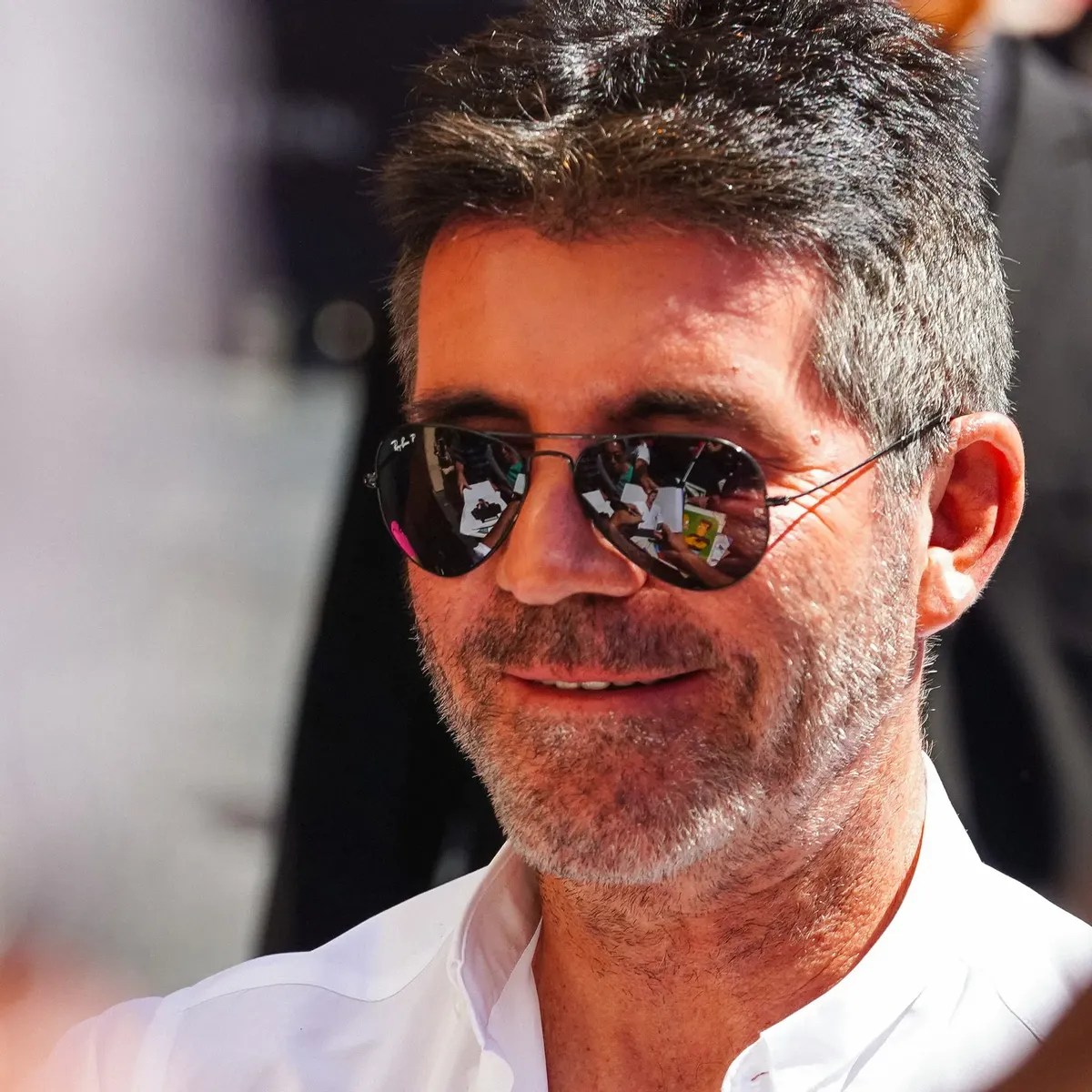 Simon Cowell's Instagram, Twitter & Facebook on IDCrawl