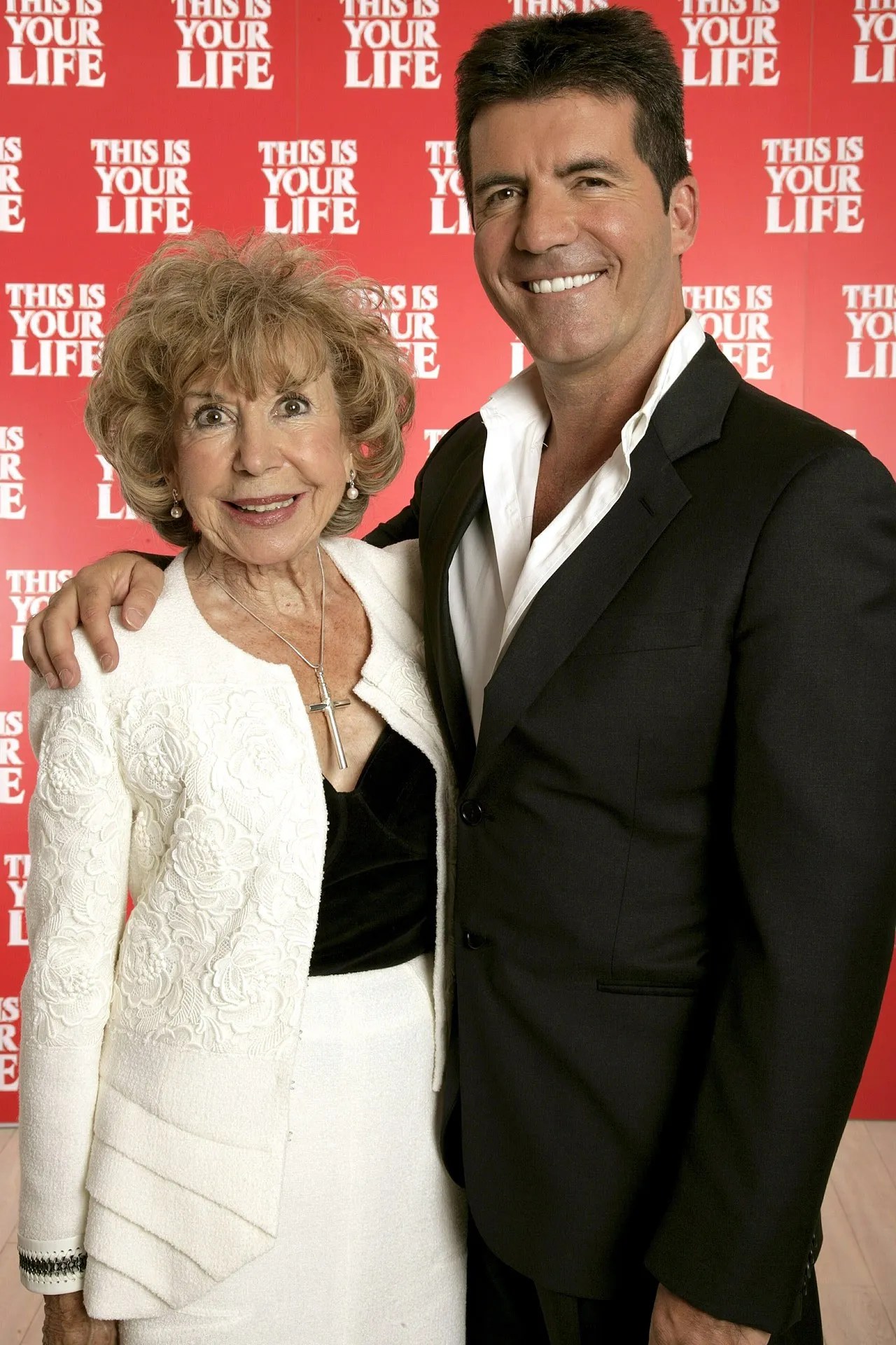 Simon Cowell's mum, Julie, dead at 89 Glamour UK